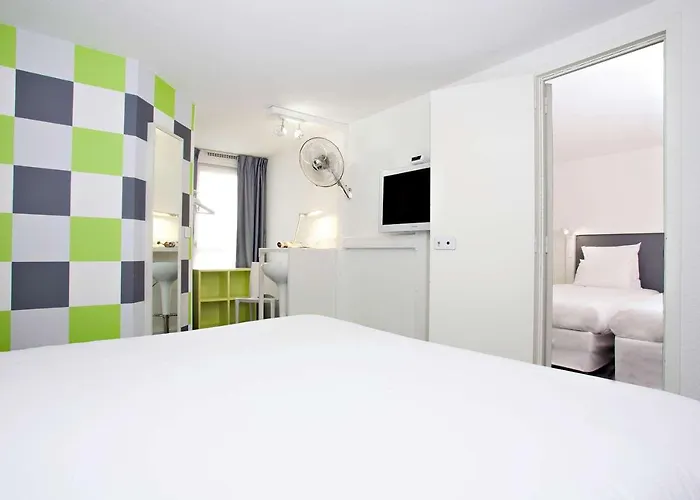 Sure By Western Aeroport 3*