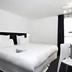 Sure By Western Aeroport 3*