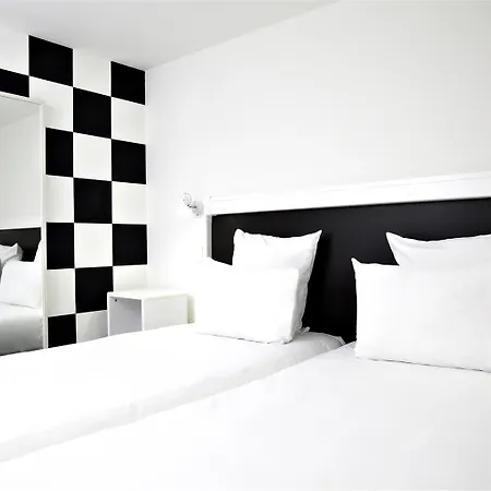 Sure By Western Aeroport Hotel Burdeos